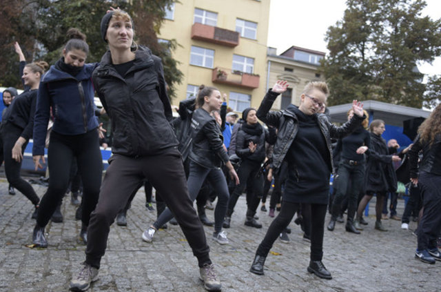 1305630_6a6ee3c17db0049f840ac0fd25686c65_640x640